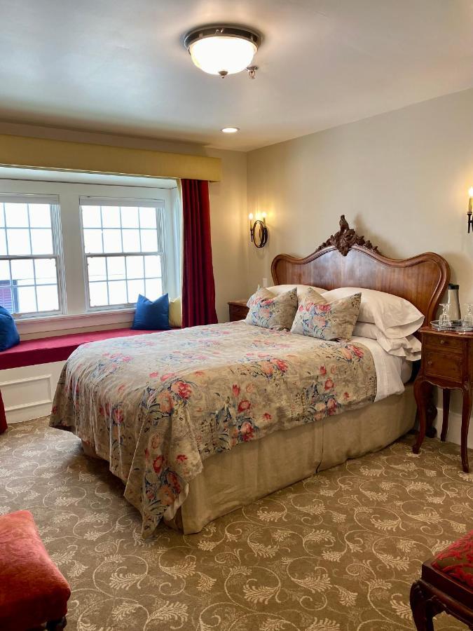 West End Guest House Langley Bagian luar foto